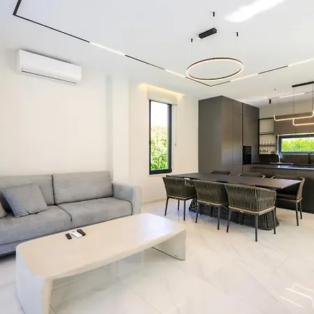 4br Private Pool * Plazhi San Pietro