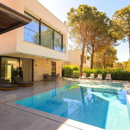 4br Private Pool Villa *