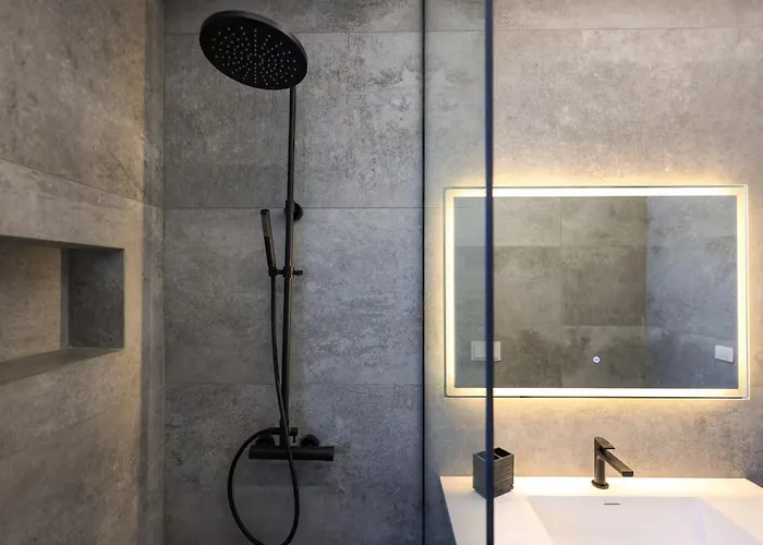 Villa 4br Private Pool Plazhi San Pietro